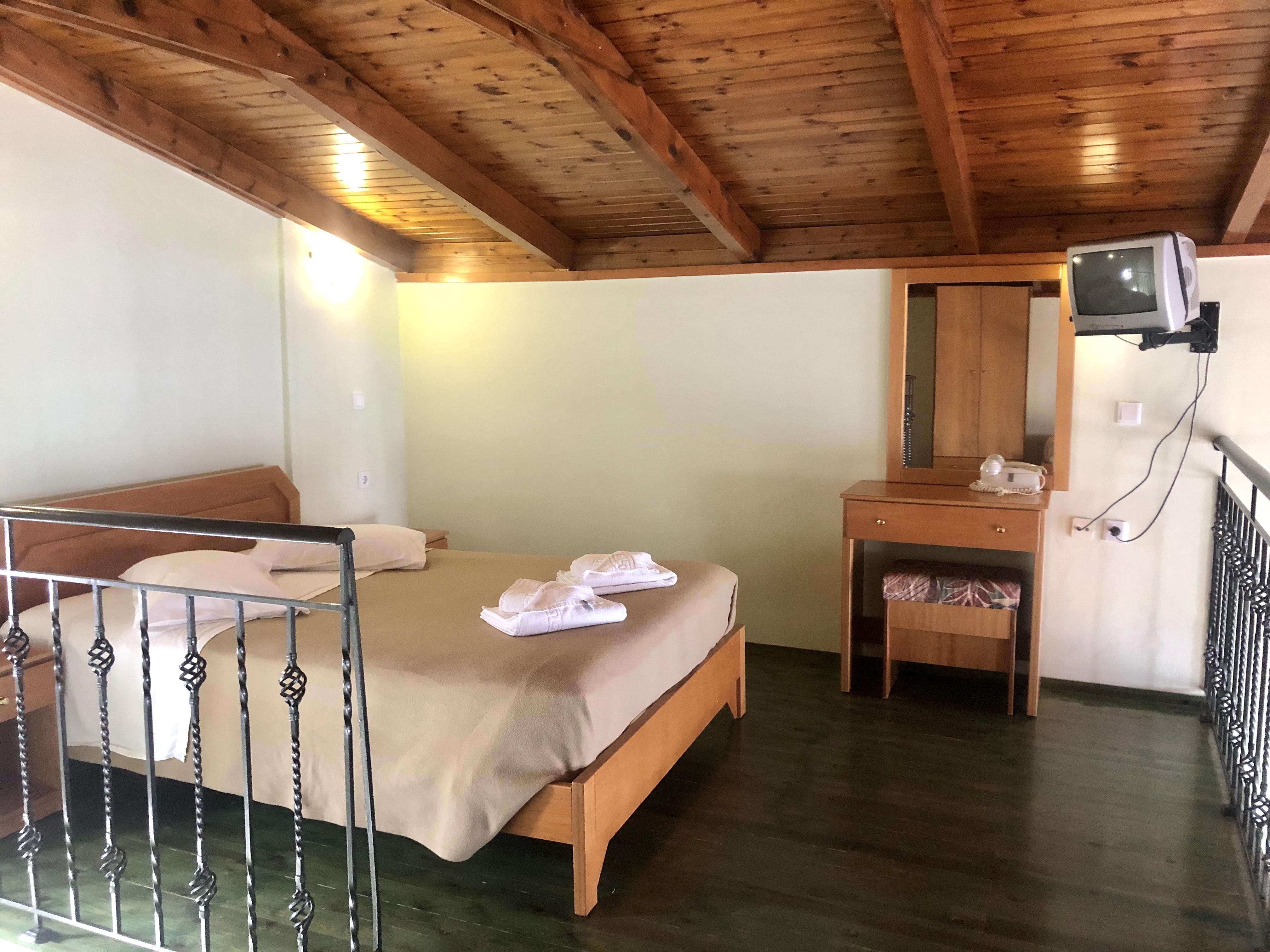 Epis Hotel Agia Marina  Екстер'єр фото