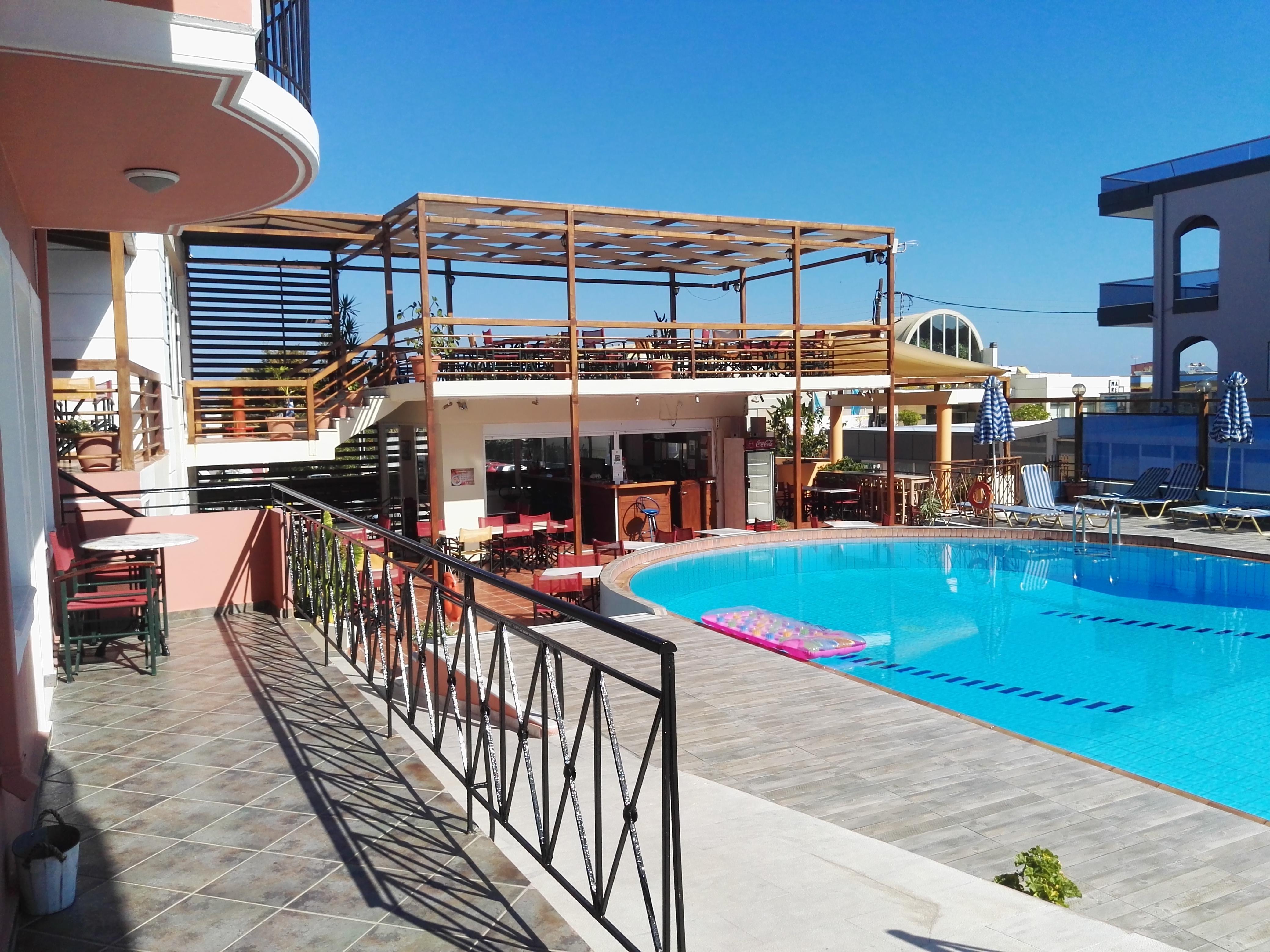 Epis Hotel Agia Marina  Екстер'єр фото