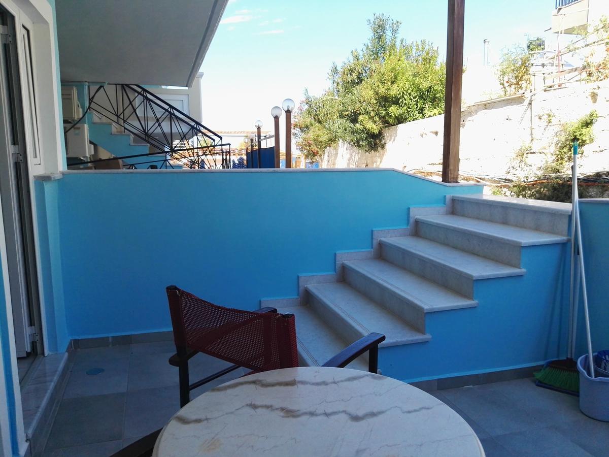 Epis Hotel Agia Marina  Екстер'єр фото