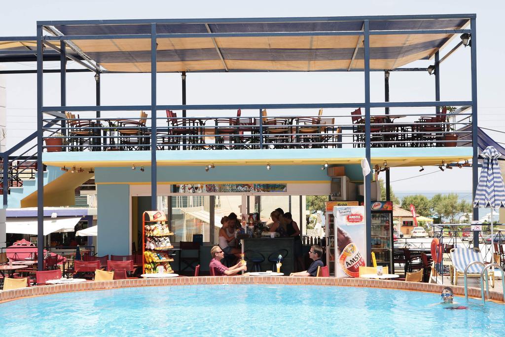 Epis Hotel Agia Marina  Екстер'єр фото