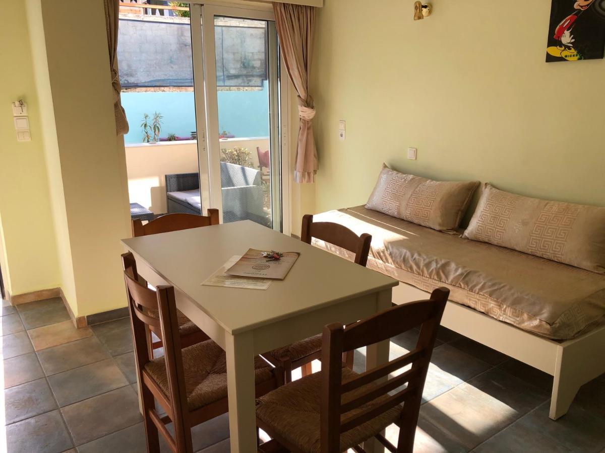 Epis Hotel Agia Marina  Екстер'єр фото